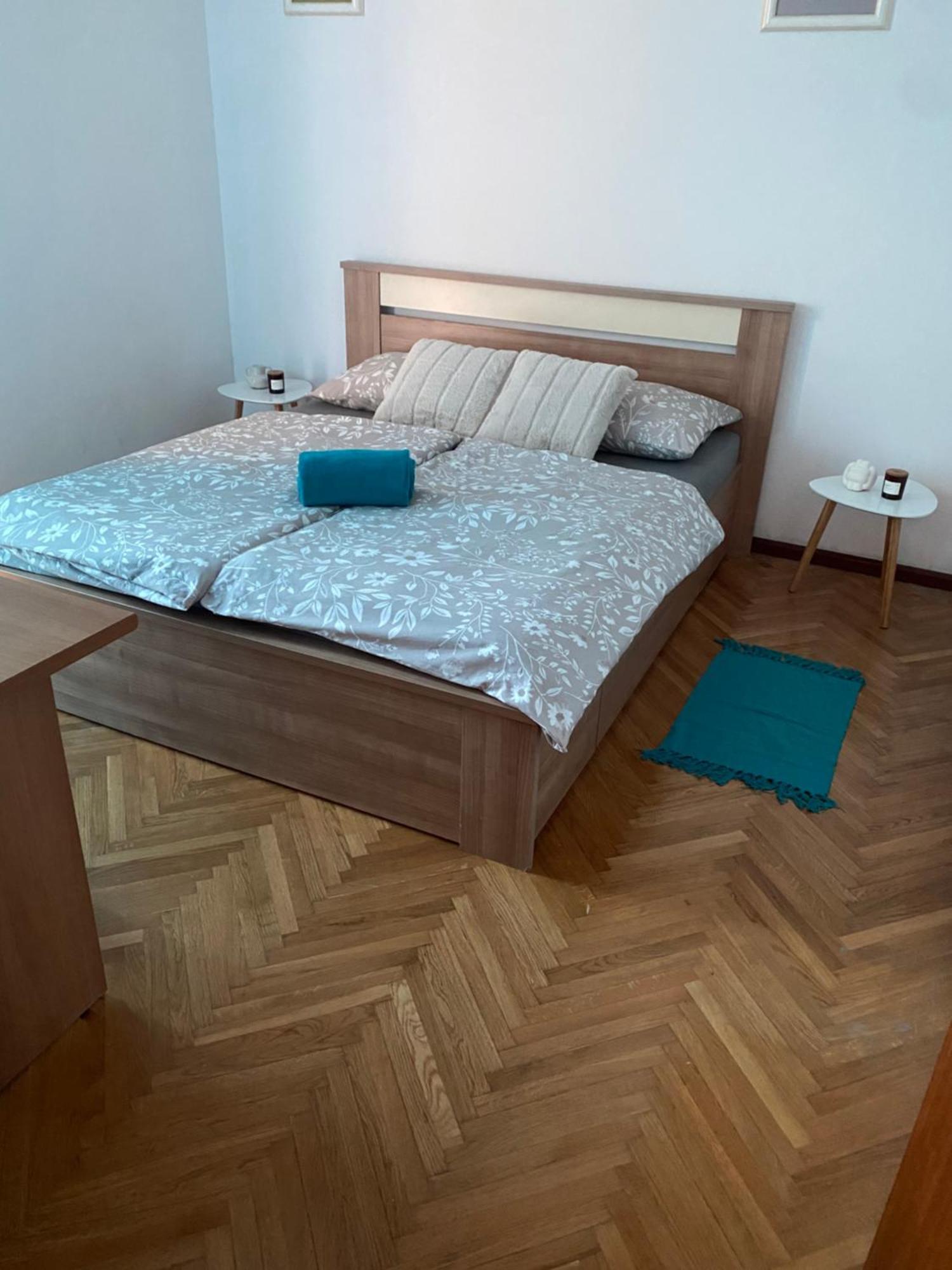 Apartment Niko - Self Check - In Split Buitenkant foto