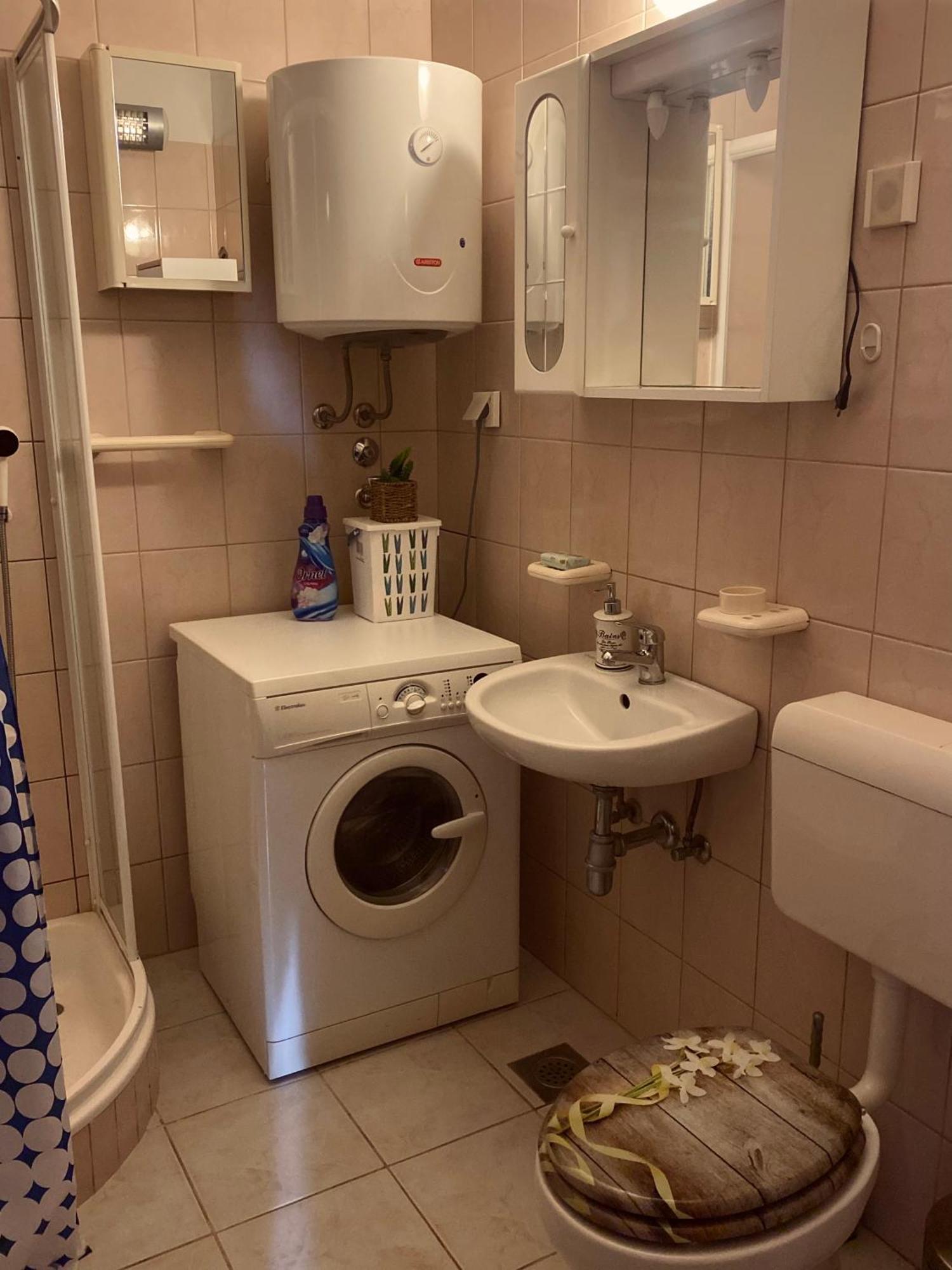 Apartment Niko - Self Check - In Split Buitenkant foto